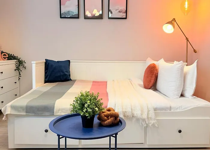 Boutique In Historic Old Town - Smardan Street *