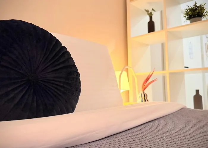 Boutique In Historic Old Town - Smardan Street Apartment