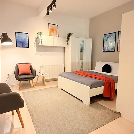 Boutique In Historic Old Town - Smardan Street * Bucarest