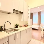 Boutique In Historic Old Town - Smardan Street *